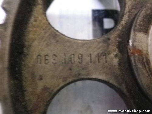 Einspritzpumpe Zahnrad Volkswagen Audi 80 100 A4 A6 -2.5D TD 069109111