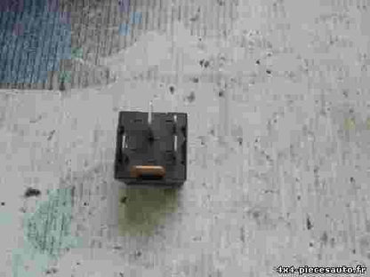 Arbeitsstromrelais Cayenne Audi Q7 Touareg Nr.433 14150000 3D0951253A PA66-GF30