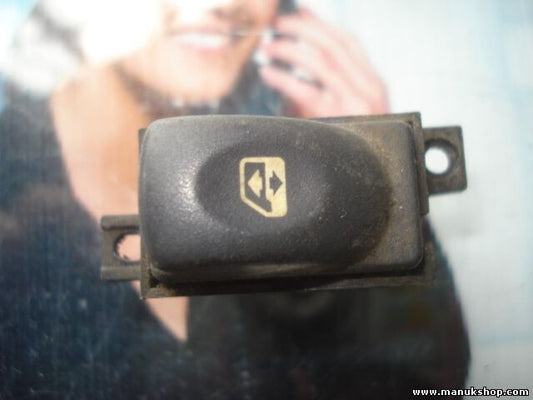 Fensterheber schalter Renault Laguna 7700417484B 7700417484 B