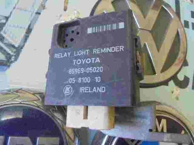 Licht Kontroll relais Toyota Carina 8596905020 85969-05020 LK 05810010