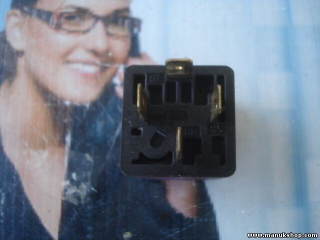 Relais Opel Astra Corsa Tigra Meriva Omega Calibra 90464759 0332019452