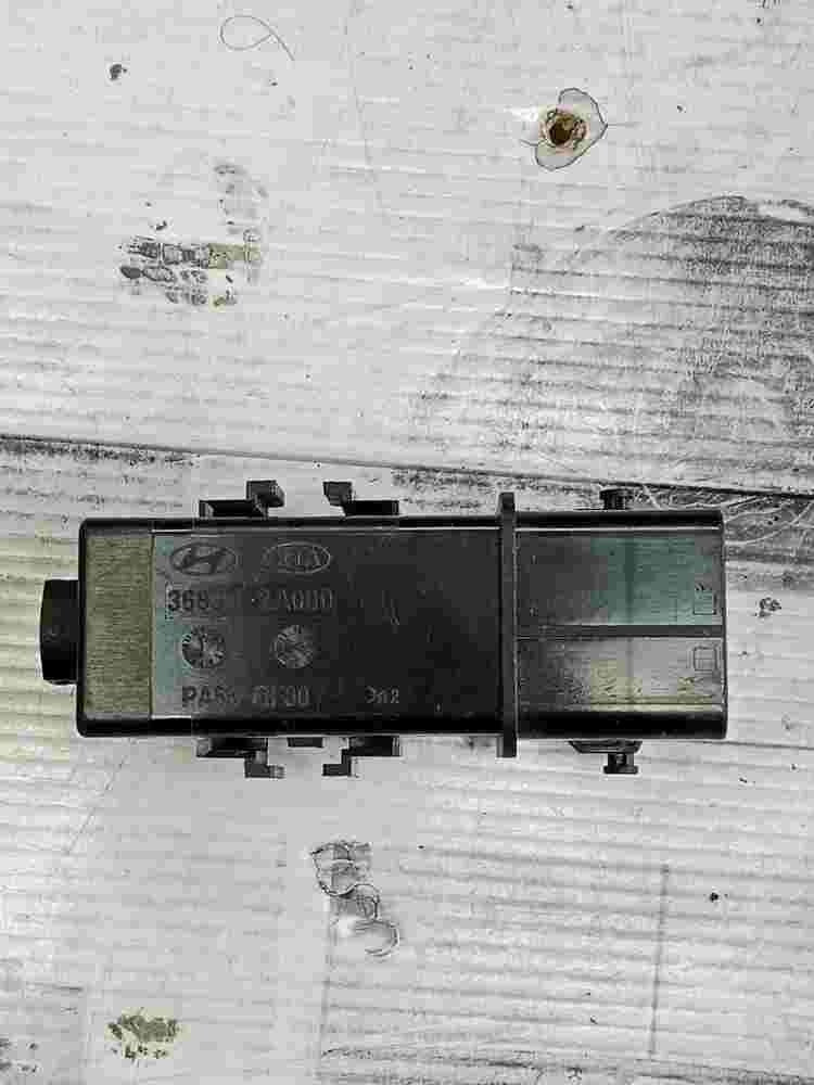 Glühzeitsteuergerät Vorglührelais  Hyundai Kia Rio 368332A000 368302A170