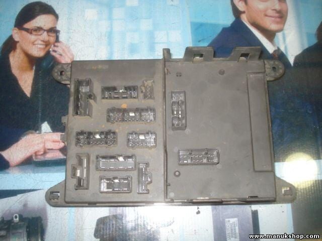 Sicherungskasten Land Rover Freelander 518665104 YQE 102930 YQE102930