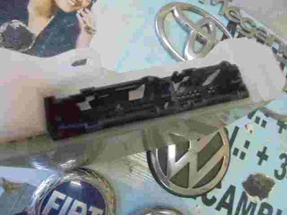 Sicherungskasten Toyota Corolla E120 E130 63589313 6358-9313 8273002P80A