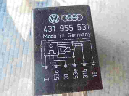 Wischer relais VW Volkswagen Audi 80 90 B3 431955531 431 955 531 5WG00362001
