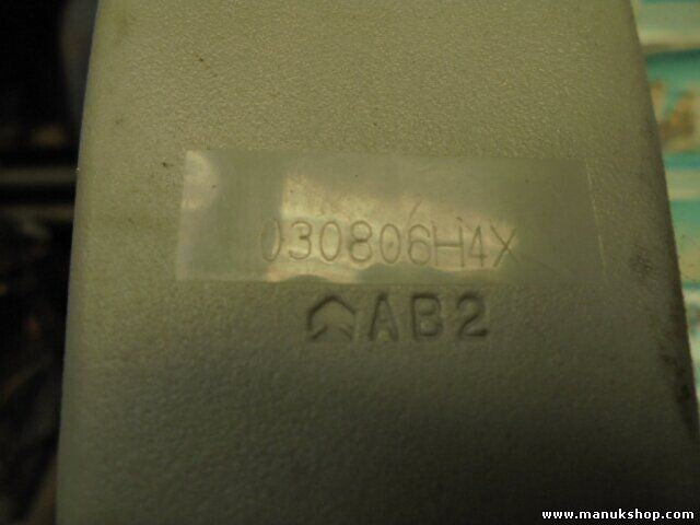 Gurtschloss Gurtschnapper vorne links Nissan Pick Up d22 030806H4X AB2