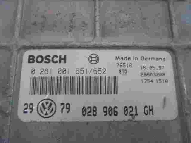Motorsteuergerät Volkswagen  Golf III 028906021GH BOSCH 0281001651 0281001652