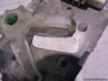Fensterheber schalter Range Rover P38 YUF101570 B00713 ISS 01