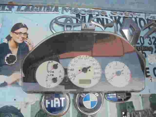 Kombiinstrument Tacho  Mazda Premacy WVCB87 WV CB87