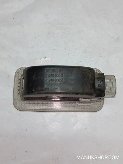 Innenleuchte Toyota Avensis 8124005041 81240-05041 8124005051 81240-05051