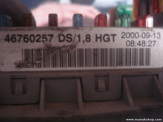 Sicherungskasten Fiat Punto (188) 1.9 JTD 46760257 DS 1.8 HGT