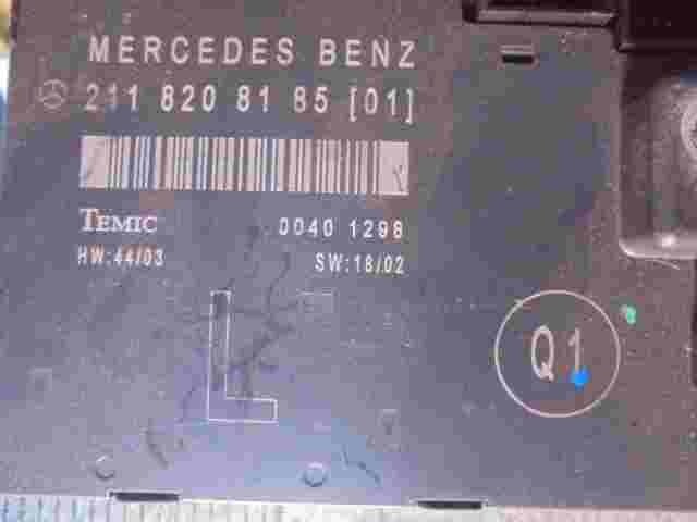 Türsteuergerät Mercedes-Benz E Class W211 2118208185 Q1 (01) L TEMIC 0040 1298