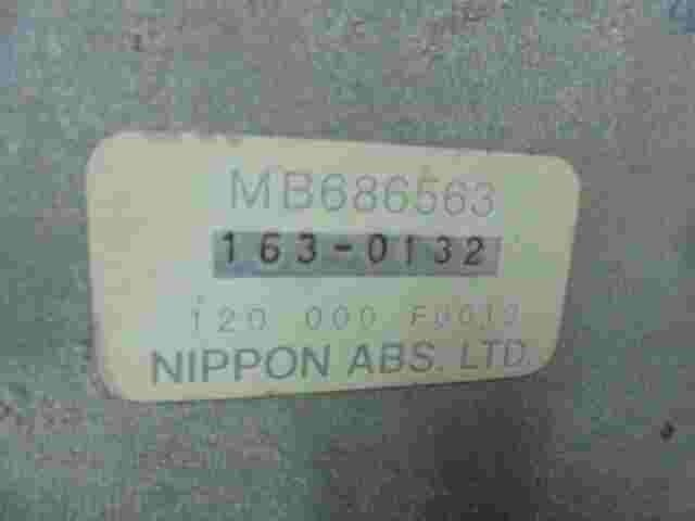 Steuergerät ABS  Mitsubishi Space Wagon 3000 GT 120000F0012 MB686563 163-0132