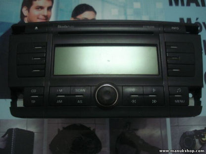 Radio CD Skoda Octavia 1Z0035161B 1Z0 035 161 B 1ZO035161B