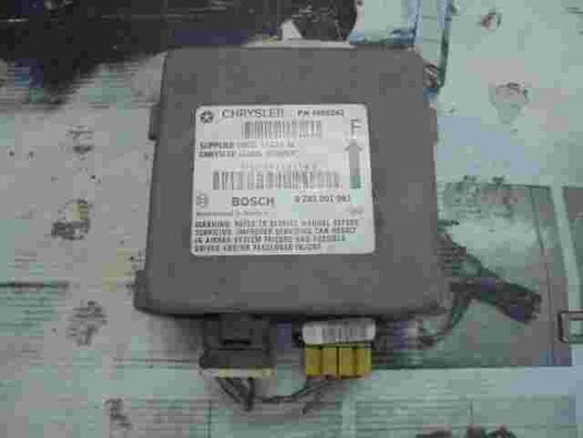 Airbagsensor Airbagsteuergerät Chrysler Grand Voyager Dodge 4686242 F 0285001093