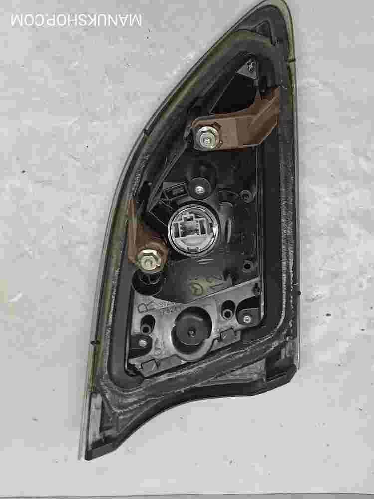 Rückleuchte Bremslicht hinten recht Mazda 3 RH BBN7513F0 K2442 P8241 P8241R