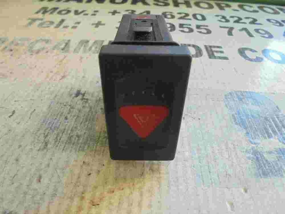Warnblinkschalter VW Volkswagen Passat 3B 3B0953235B 3B0 953 235 B 3BO953235B