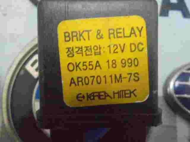 Spannungsregler Kia Carnival 0K55A18990 0K55A-18990 AR07011M7S BRKT 12V DC