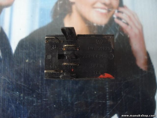 Heckscheibenheizung schalter VW Volkswagen Polo 6N1 959 621 6N1959621