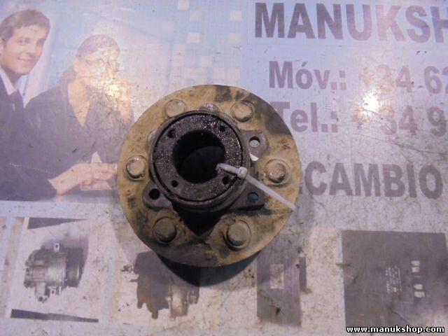 Achsschenkel Radlager vorne Volkswagen Audi Passat Caddy Golf 805657A 805657