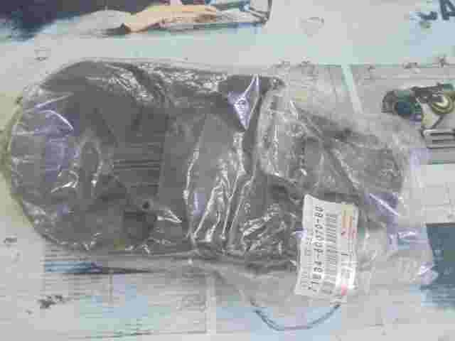 Cover Rear Seat Toyota Land Cruiser 100 Prado Lexus LX 470 Sienna 7183460070B0