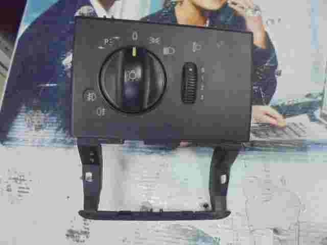 Lichtschalter Mercedes-Benz Vito W639 A6395450204 A 639 545 02 04 Q5