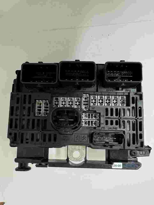 Sicherungskasten Citroen C5 C4 Peugeot 307 9661682880  S118983005Q S118983005 Q