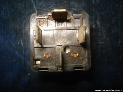 Relais  Ford Escort Fiesta Mondeo 81AG14N089CA 4RA00351040 4RA003510-40