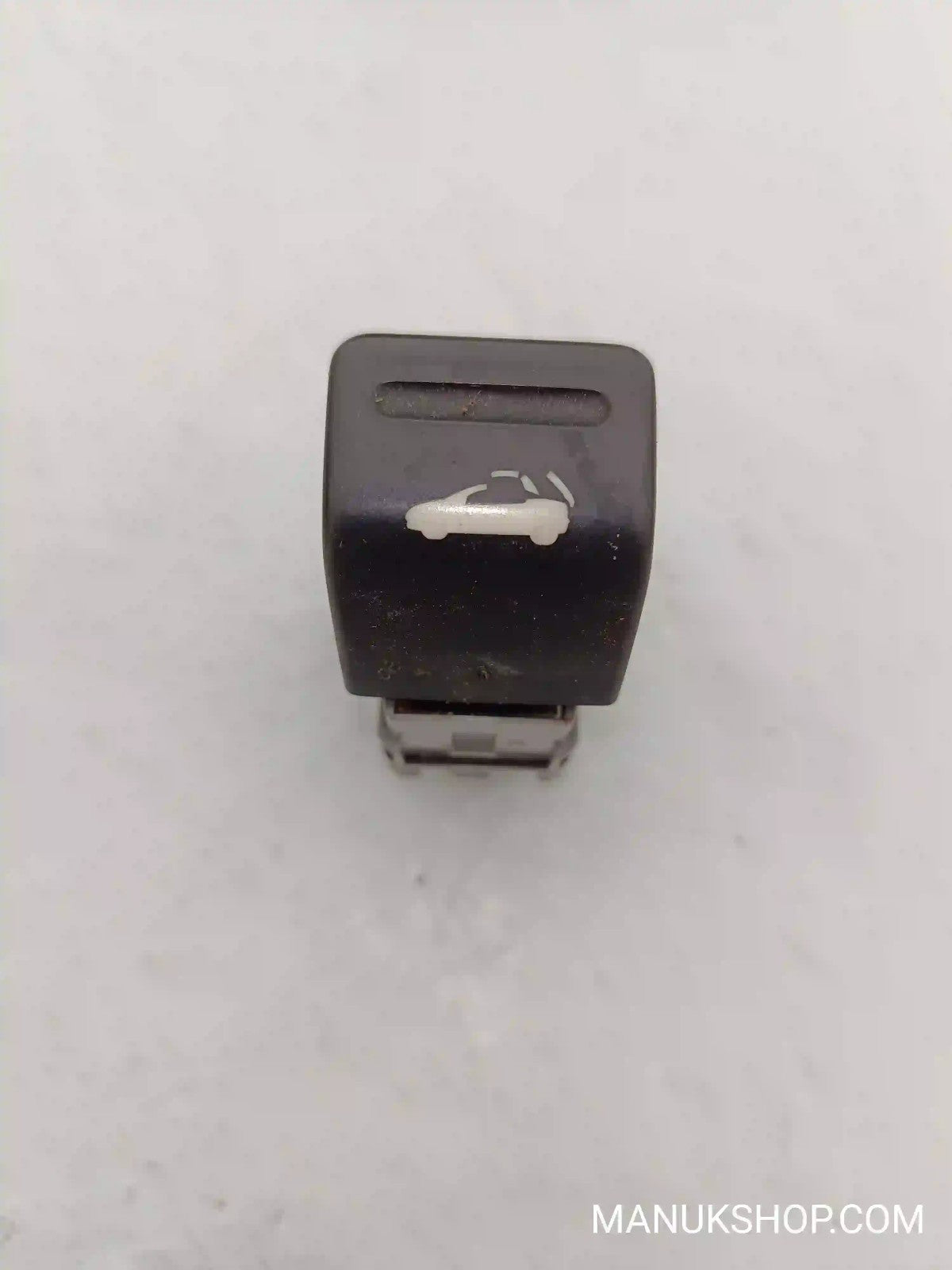 Schalter Heckklappe Öffner Peugeot 307 206 M5073