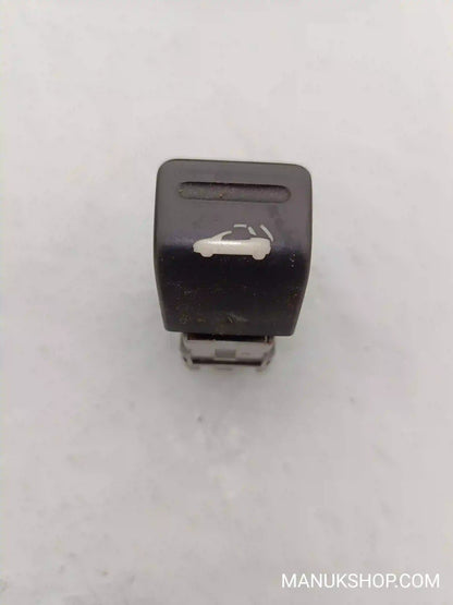Schalter Heckklappe Öffner Peugeot 307 206 M5073