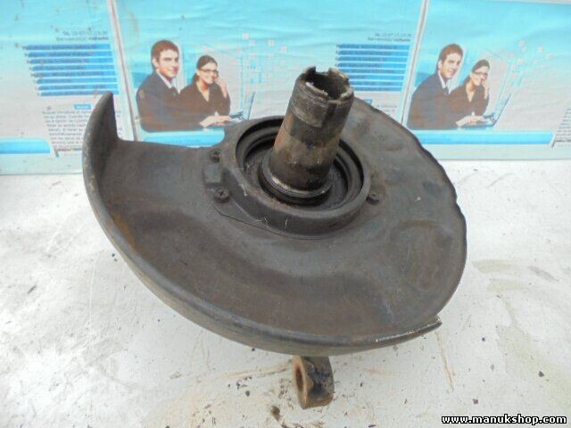 Radnabe Radlager Achsschenkel vorne links Nissan Terrano 400157F001 40015-7F001