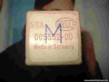 Relais Steuergerät Volvo 850 V70 S70 1362895 1 362 895 HELLA 005552-00 00555200