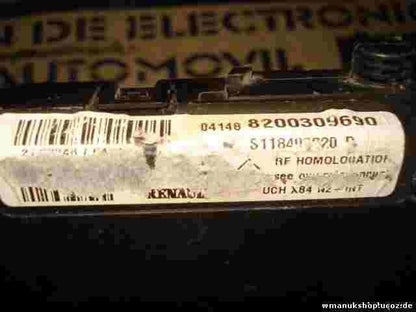 Sicherungskasten Renault Megane Scenic 8200309690 8200326040 SIEMENS S118400220D