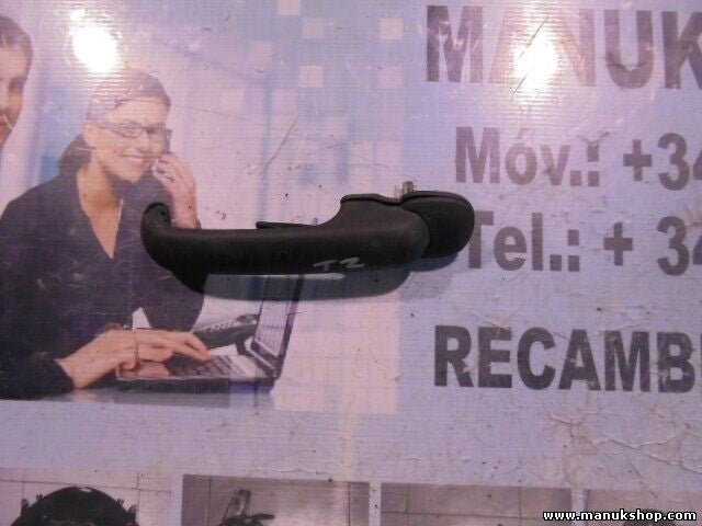 Türgriff Aussentürgriff außen rechts vorne Terrano Maverick T2 R20 930318