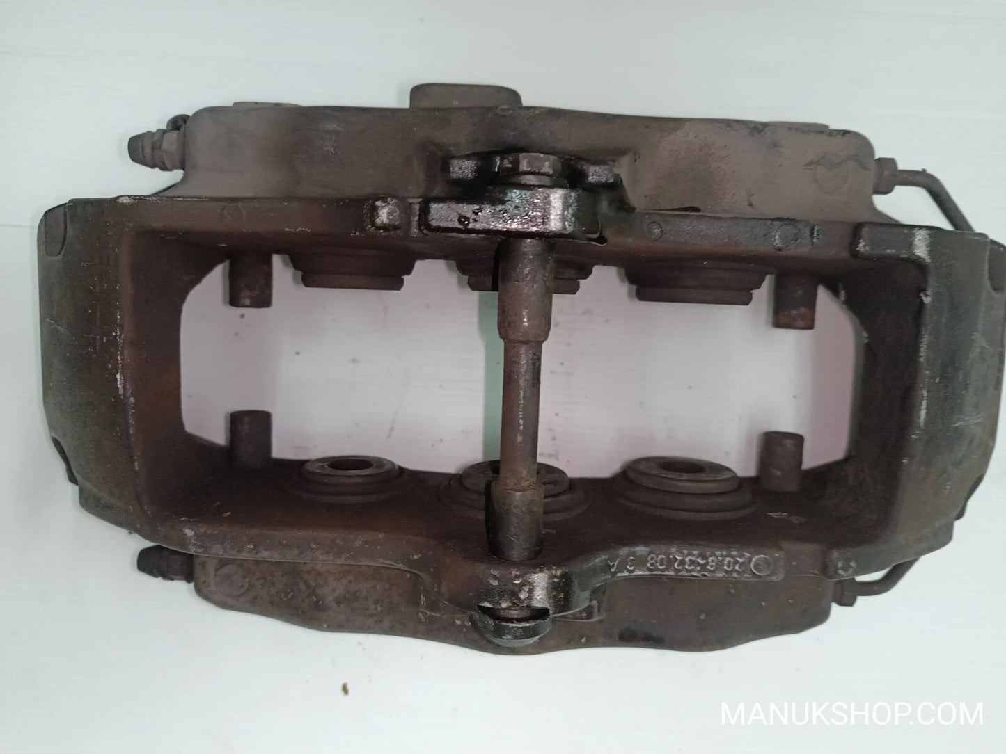 Bremssattel vorne rechts Porsche Cayenne 2009 208432083A 20.8432.08 3A