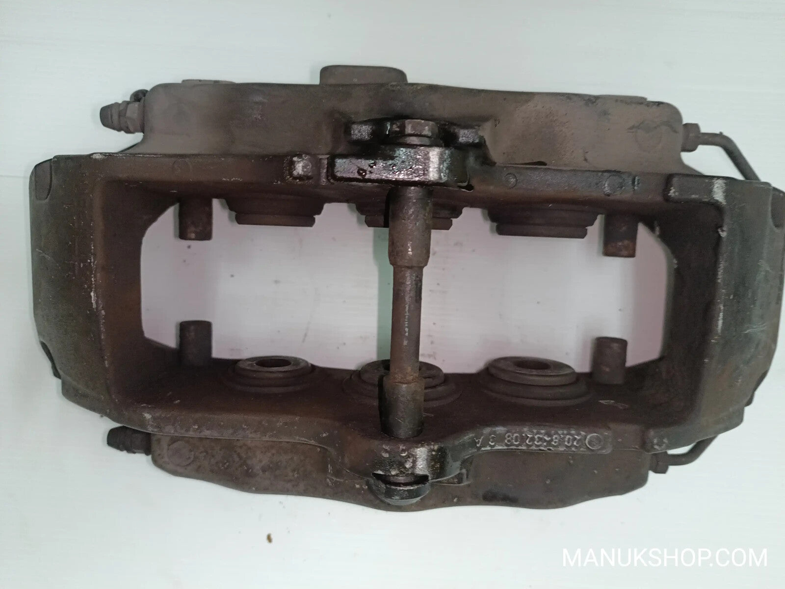 Bremssattel vorne rechts Porsche Cayenne 2009 208432083A 20.8432.08 3A