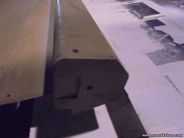 Kofferraumabdeckung Nissan Terrano II (R20) Ford Maverick II
