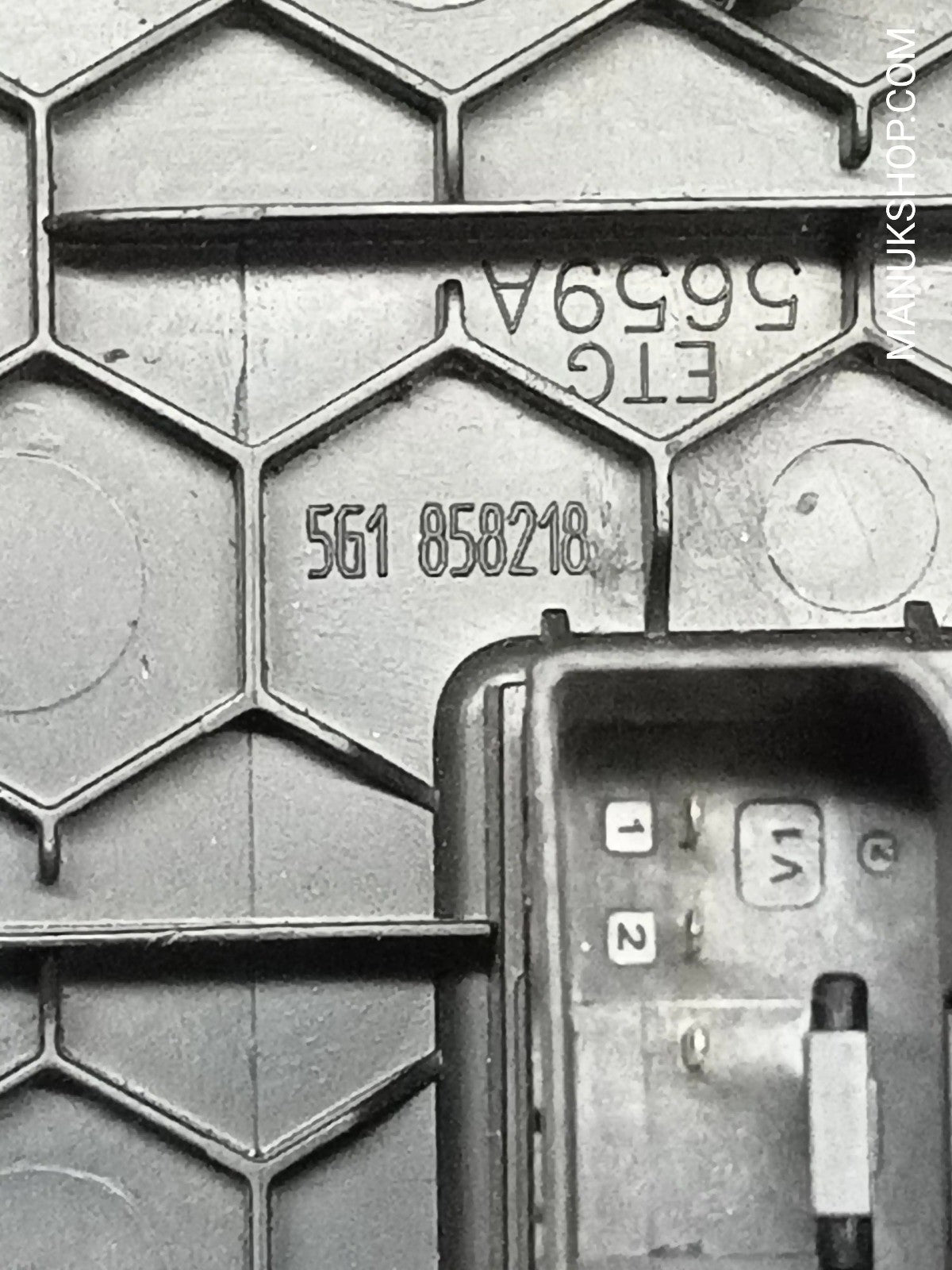 Türverkleidung Vorne Rechts  VW Volkswagen Golf 7 VII 561858218 ETG 5659A