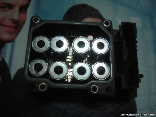 ABS Steuergerät Nissan Primera 47660AV712 P12 BOSCH 0265231317 0265800308