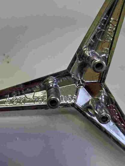 Emblem Mercedes-Benz E-Klasse W211 A2117580158 A 211 758 01 58 7cm.