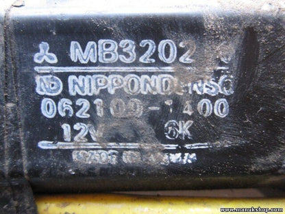 Fensterheber motor hinten rechts Mitsubishi Pajero II MB320216 0621001400