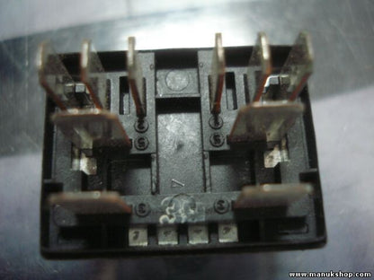 Wischer relais Ford Focus Bj.06/99 98AG-14N089 AA 98AG14N089AA LO 012312A