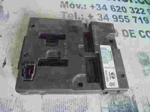 BSI  Sicherungskasten  Chevrolet Evanda 96411989 SIEMENS 5WY8121B