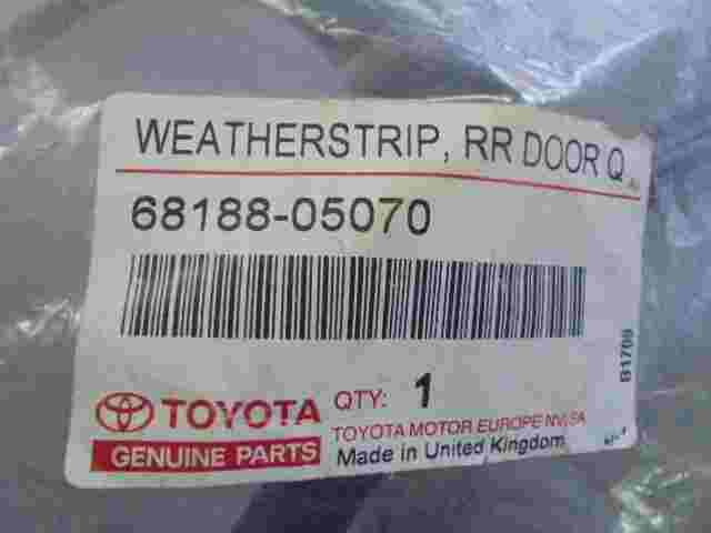 Window Right Rear Door Quarter  Toyota Avensis III T270 6818805070 68188-05070