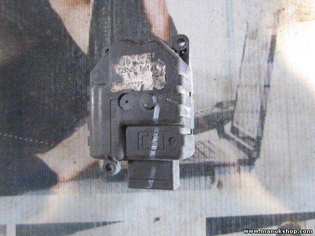Stellmotor Heizung Jeep Grand Cherokee Laredo 3 929585 929585P