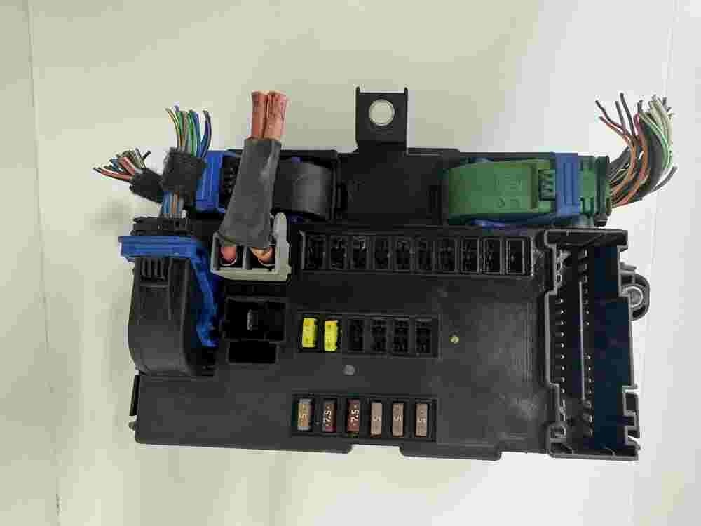 Sicherungskasten Citroen Jumper Fiat Ducato Y503440520109 1365823080 BCM25010100