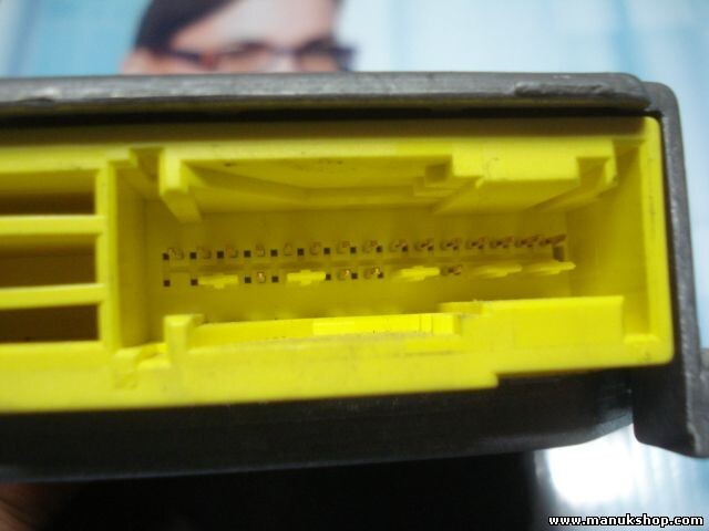 Airbagsensor Airbagsteuergerät Renault Cilo AB8.X 7700428310G 0285001157