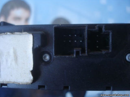 Warnblinkschalter Mercedes-Benz A1648700151 LK 03754773 SW 052001 HW 0548