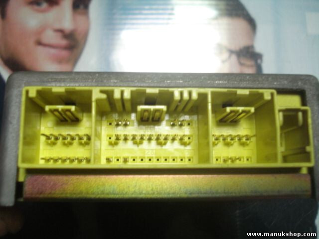 Airbagsensor Airbagsteuergerät Mazda 626 GG3E57K30 GG3E 57 K30 33220 51
