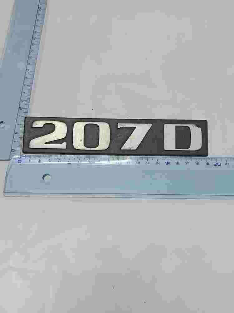 Emblem   Mercedes-Benz 207D 207 D 19.3cm. 6018171115